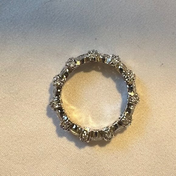 GORGEOUS CI.925 Silver - Eternity Band - NEW - Picture 5 of 9